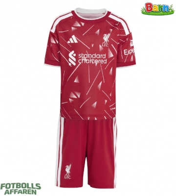 Liverpool Hemmaställ Barn 2026-27 Kortärmad (+ Korta byxor)